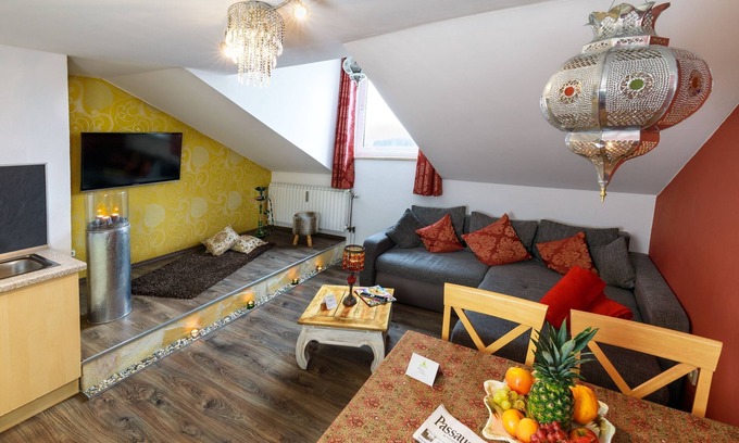 Stocking Apartment | Kitchen, living rooom, 2 bedrooms, pool, garden, for 4 persons