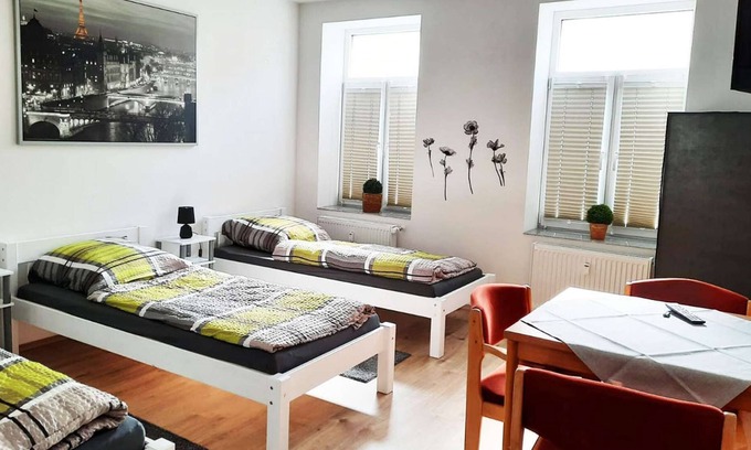 Kleve Apartment | KL10 Work & Stay Apartment Kleve with free W-LAN & TV