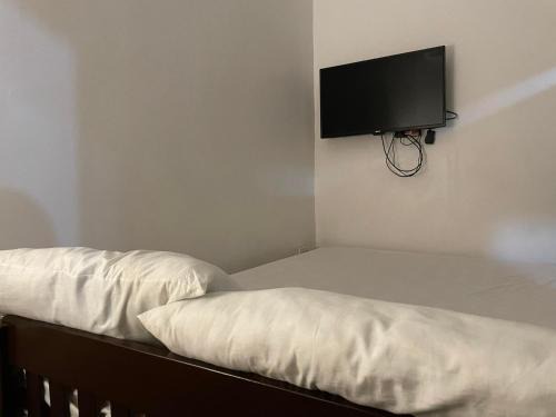 Zamboanguita Apartment | KlentFloyd Room Rentals