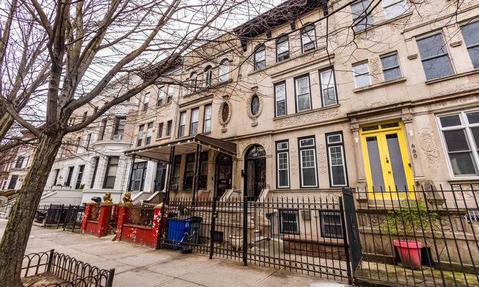 Crown Heights House | KLO Room #3 With Private Bathroom