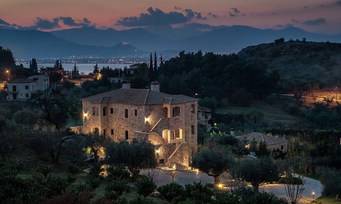 Nafplion City Centre House | Klymeni Traditional Homes