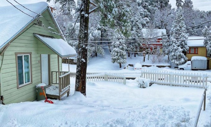 Crestline House | Knapps The Spot