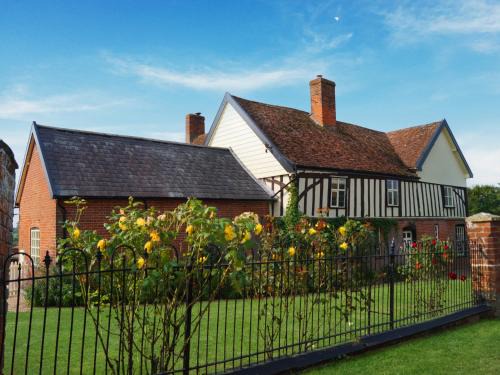 Ipswich House | Knights Farm