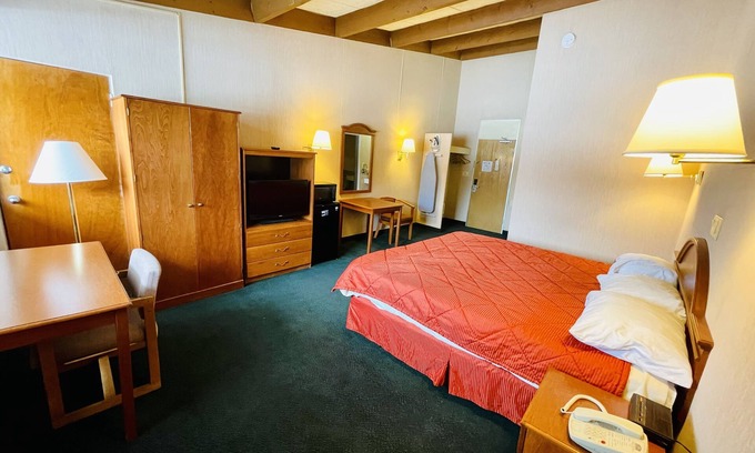 Liberty Hotel | Knights Inn Liberty