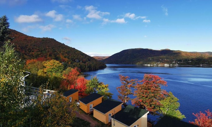 Ingonish Beach Cabin | Knotty Pine Ocean Front Suite - Adults Only