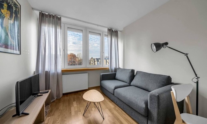 Zoliborz Apartment | Koźmiana Apartment - Workspace, Bus&Park nearby - by Rentujemy