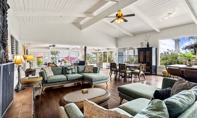 Kahaluu-Keauhou House | Koana Breeze-Breathtaking Sunset & Ocean Views, Hot Tub Living at its finest!