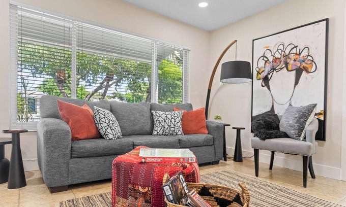 North Andrews Gardens House | Koko Chateau - 2 BRs/1 BA charming house with lots of private outdoor space.