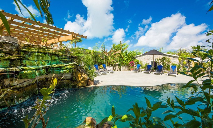 Venetian Road Settlement Hotel | Kokomo Botanical Resort - Caribbean Family Cottages