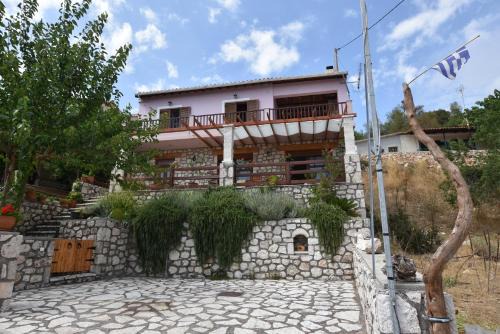 Lefkas Villa | Komilio 1