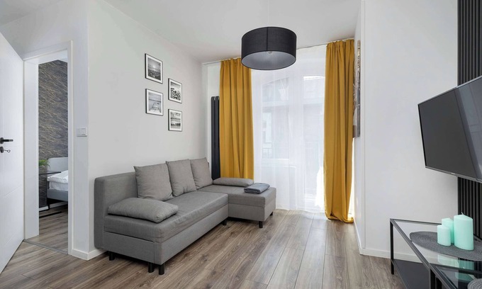 Katowice Apartment | Kosciuszki 31B | Katowice | Modern Apartment | Balcony | Pet Friendly | City Cen