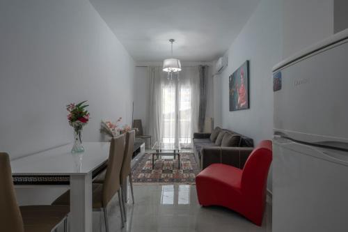 Vardaris Apartment | Kosmos Service Apartment City Center 3