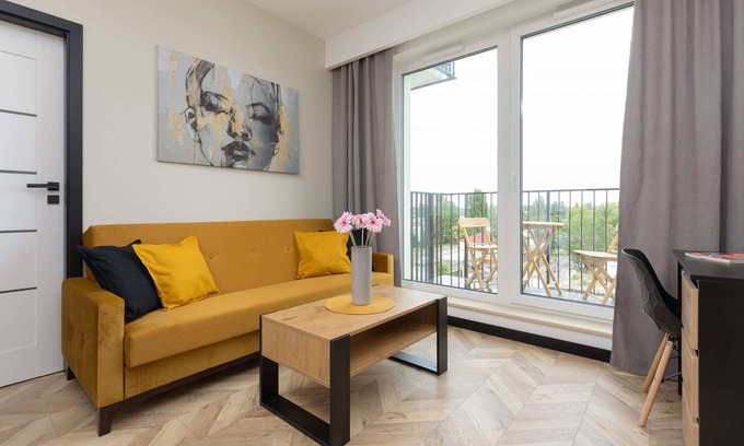 Praga Polnoc Apartment | Kotsisa 8A | Stylish Apartment | Remote Work