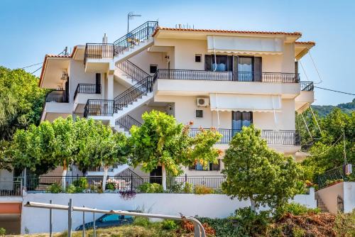 Lygia Apartment | Kottas Apartments