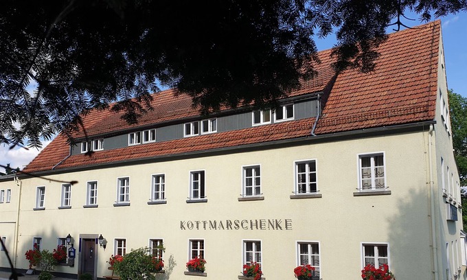 Kottmar House | Kottmarschenke - Gästezimmer & Ferienwohnung am Kottmar