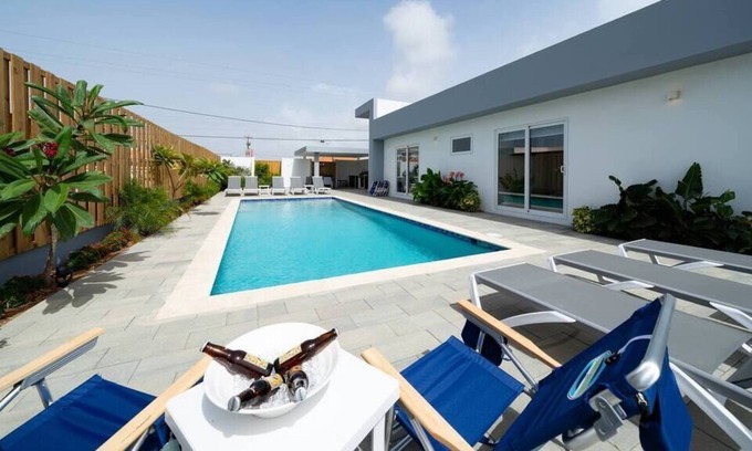 Koyari Villa | Koyari 46: New Listing! Cheerful 6- bedroom Villa with Pool