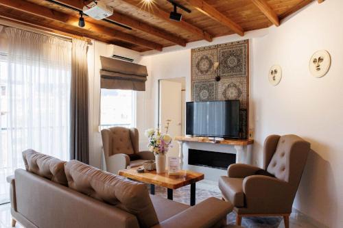 Kozani Apartment | Kozani Central Nest - Homely Vibes