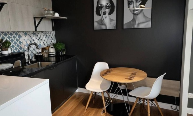 Kleparz Apartment | Krakow's Historic Loft: Queen Bed, Modern Living & Old Town Access