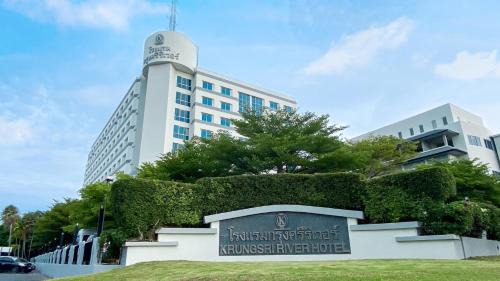 Samphao Lom Hotel | Krungsri River Hotel