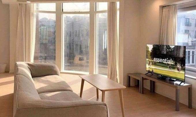 Seongnae-dong Apartment | KSPO, Lotte Tower,Olympic park, Oversized studio