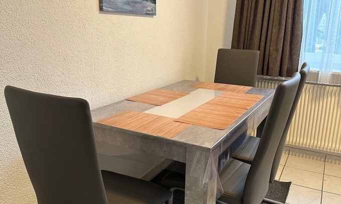 Dettingen an der Erms Apartment | Kukione Ferienwohnung