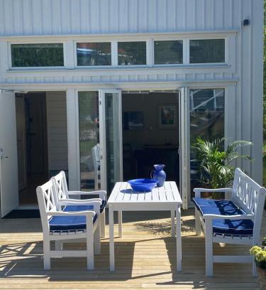 Kungsbacka Villa | Kungsbacka nära hav och golf-sovloft 1,25 takhöjd