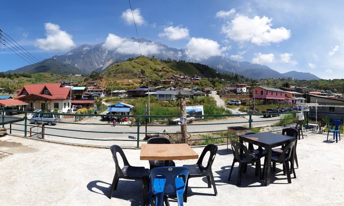 Kundasang House | Kupi-Kupi & Stay