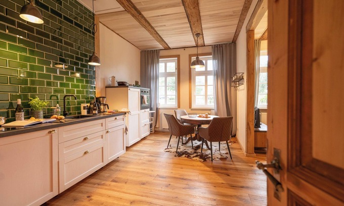 Furstenberg Apartment | Kutscherstube Gutshof Fürstenberg - Weser, forest and porcelain culture