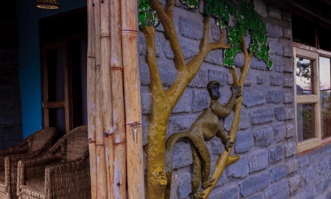 Fort Portal Cabin | Kyaninga Royal Cottage