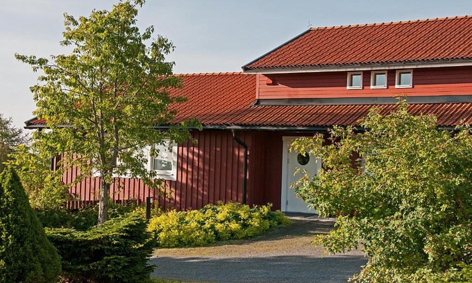Tandsbyn Bed & Breakfast | Långänge Logi