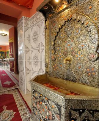 Roussillon-en-Isere Hotel | L'Acilya