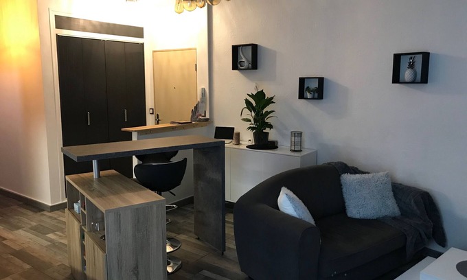 Chateaudun-Bannier Apartment | L'Atelier de KATE: cozy, classified 3 stars