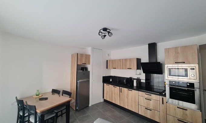 Saint-Jean-de-Monts Apartment | L'Azalée d'Eden