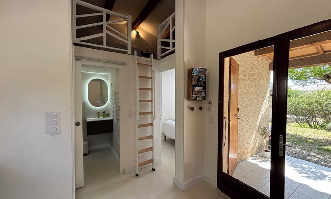 Saint-Martin-d'Ardeche House | L'Escale at the gateway to the Ardèche Gorges!