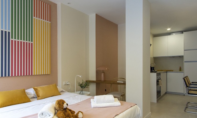 Ciutat Jardi Apartment | l'Explorador Andrés A - Estudio con encanto