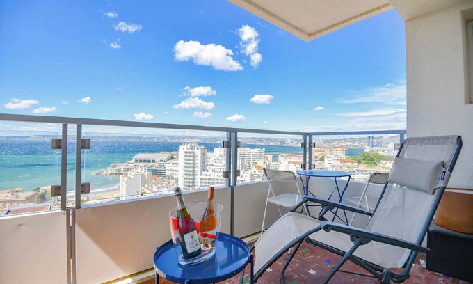 Le Pharo Apartment | L'Horizon - 3 ch climatisé avec vue mer incroyable