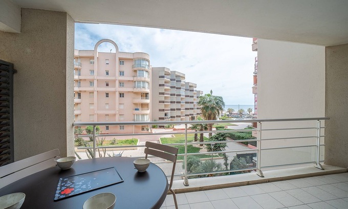 La Cote Radieuse Apartment | L'Oiseau Bleu - Front de mer, 100m de la plage