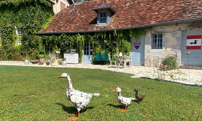 Quingey Bed & Breakfast | L’Orangerie de Malpas