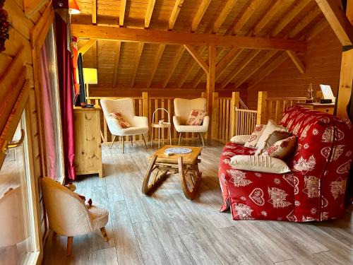 Travexin Ski Chalet | L'Orpin Givré - Chalet Limoselle avec grande mezzanine