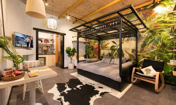 Hang Trong Apartment | La Africa Homestay Hang Bong