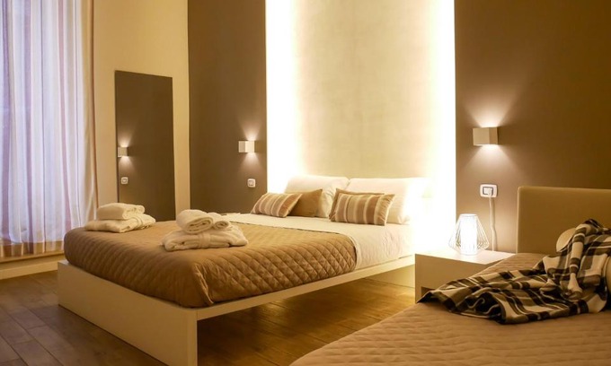 Trani House | La Banchina Holiday Rooms