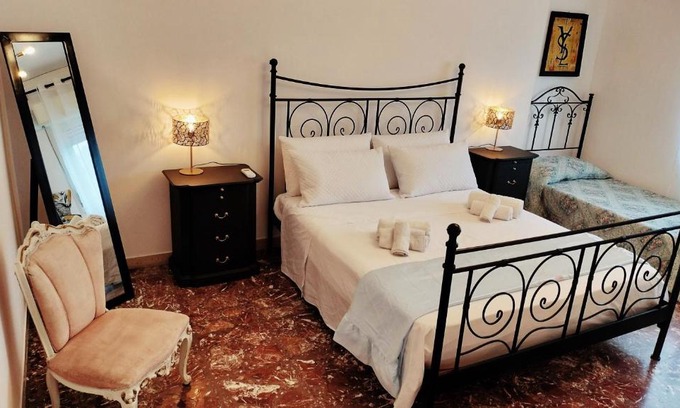 Messina Apartment | LA BARONESSA apartment- vicinissimo al policlinico