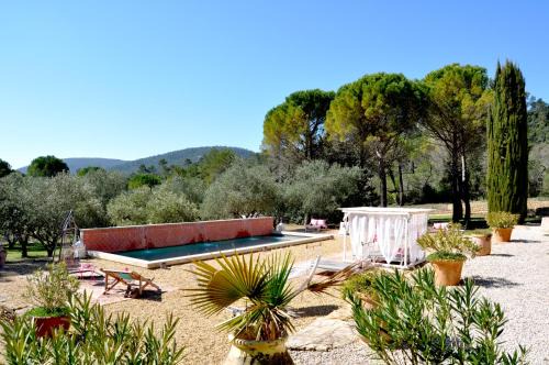 La Roquebrussanne House | La Bastide de la Provence Verte, chambres d'hôtes