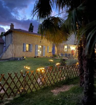 Armous-et-Cau Bed & Breakfast | La Bastide