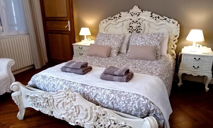 Exideuil Bed & Breakfast | La Belle Vienne
