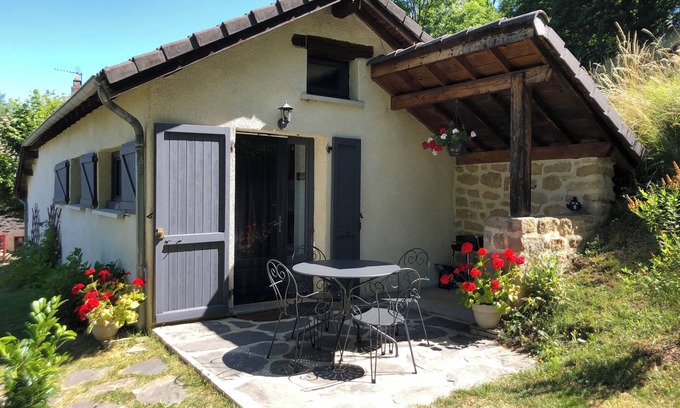 Rosieres Cottage | LA BERGERIE - Les Pierres du Chomeil - SWIMMING POOL