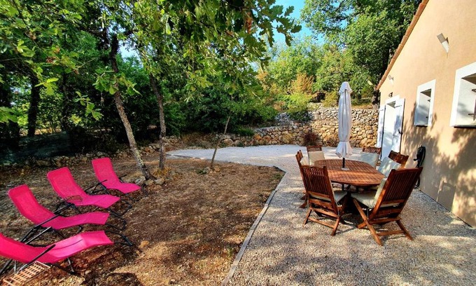 Saint-Paul-en-Foret House | La Bergeronnette