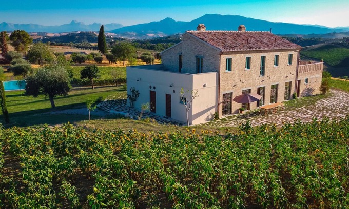 Monteprandone Villa | La Buona Maniera 10, Emma Villas