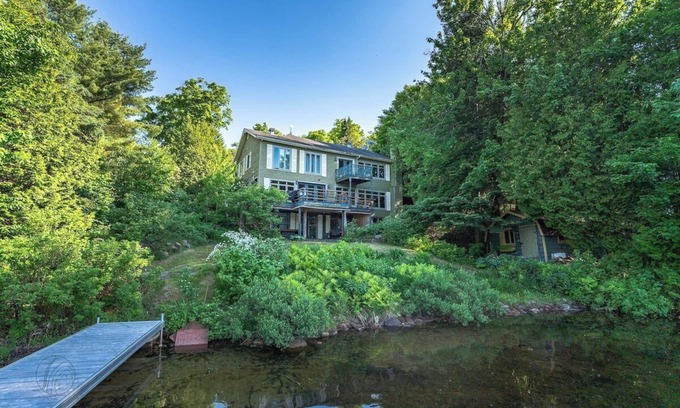 Sainte-Marcelline-de-Kildare House | Lac Léon | spa | waterfront