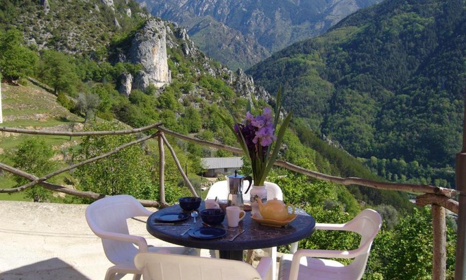 Roquebilliere Apartment | La Capretta
